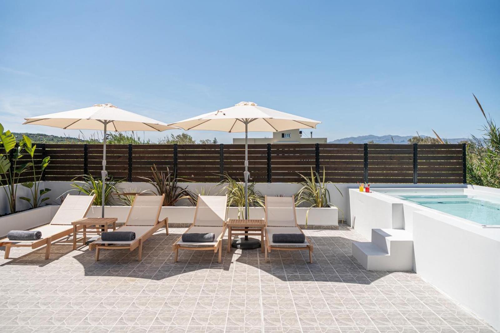 Sol Luxury Apartment - Close To The Beach With A Private Mini Pool Chania  Exteriör bild