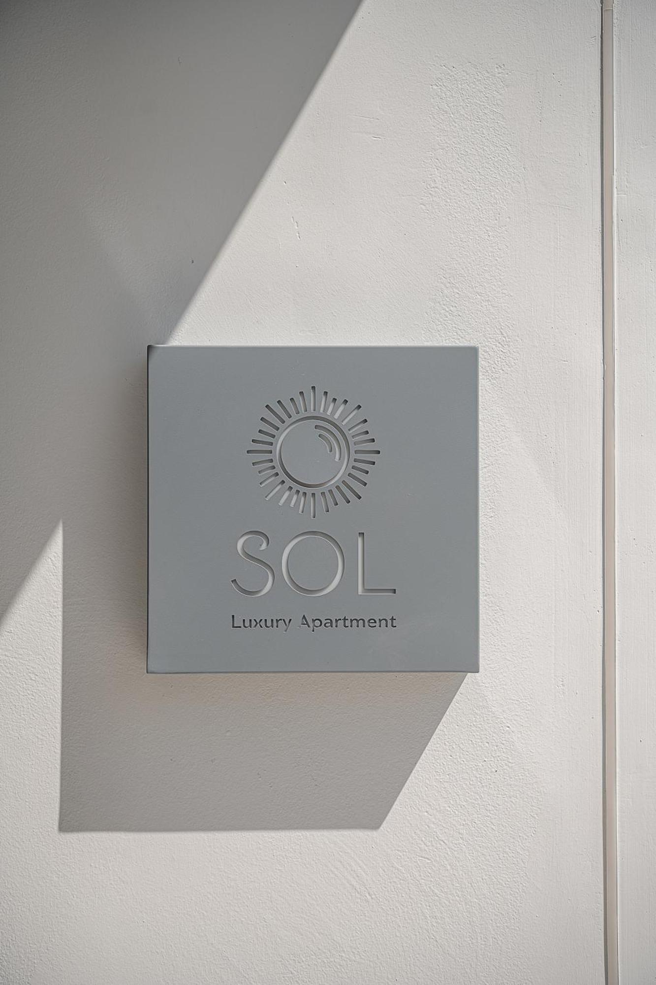 Sol Luxury Apartment - Close To The Beach With A Private Mini Pool Chania  Exteriör bild